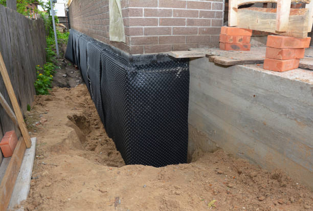 SJ Waterproofing Pros technician performing targeted Crawl Space Encapsulation assessment in Baldwin, GA